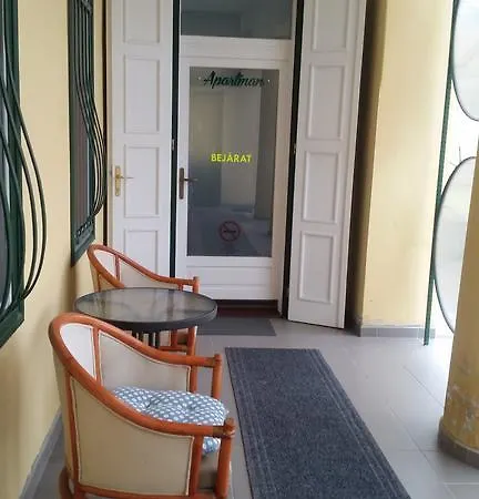 Li-di Apartman Apartamento Kalocsa