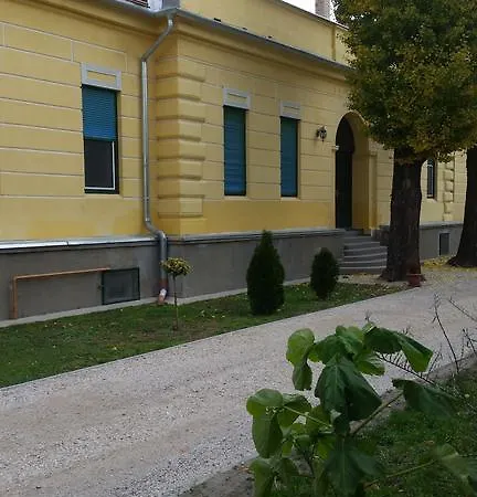 Apartamento Li-di Apartman