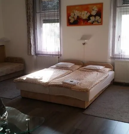 Apartamento Li-di Apartman