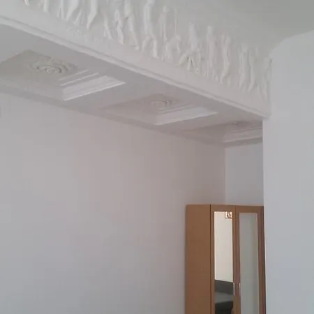 Li-di Apartman