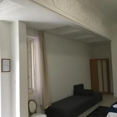 Li-di Apartman Apartamento *