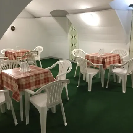 Apartamento Li-di Apartman *